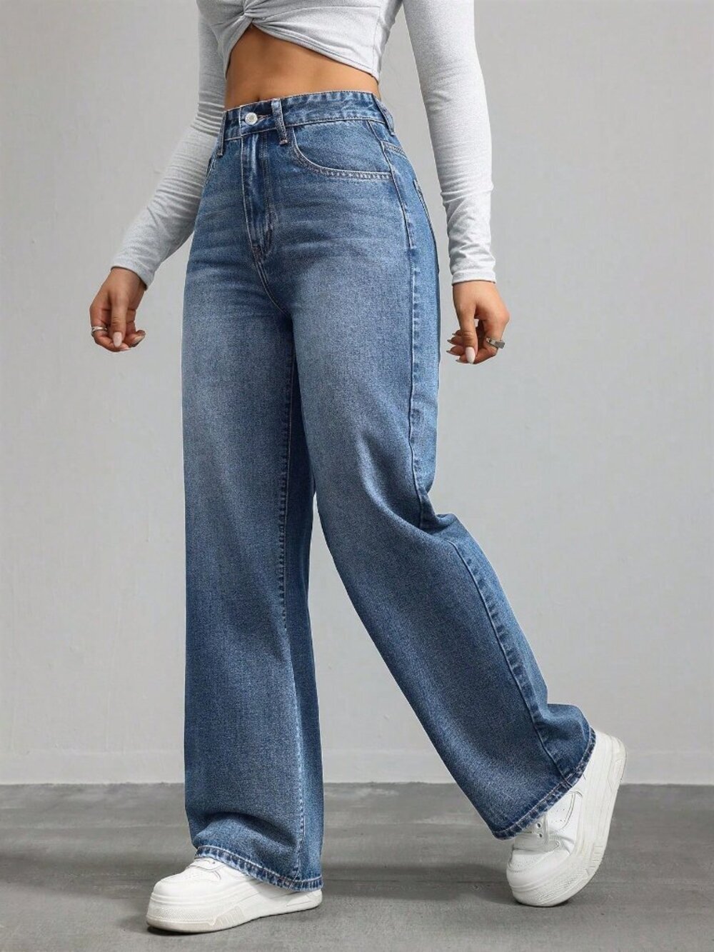 Medium Wash Casual Women's Pocketed Wide Leg Loose Denim Pants - Picture 4 of 5